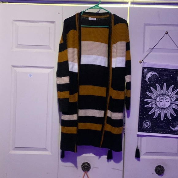 Circle trend sweater - Picture 1 of 3
